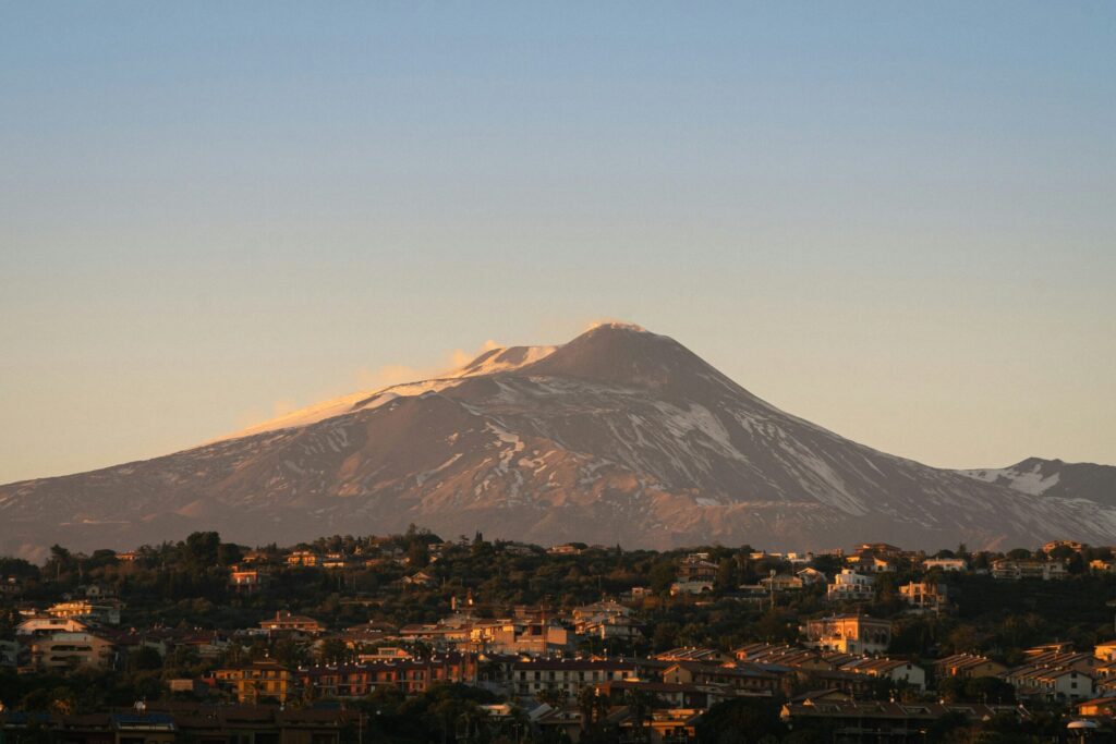 samir-kharrat-4Vnmyn0FsRU-unsplash-scaled-1-1024x683 3 destinations inoubliables pour une escapade d’un jour en Italie