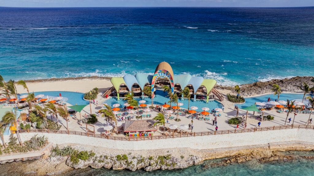 1766429981_RCG-Influencer-Day-Party-Cove-Top-4-1024x575 Bienvenue au Royal Beach Club Paradise Island de Royal Caribbean