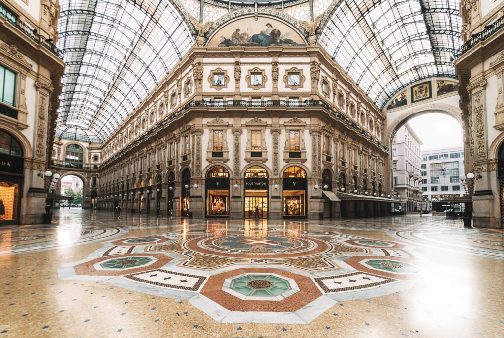 federico-di-dio-photography-YfcdRnkNgcU-unsplash-1024x688 Milan en 1 jour : élégance, culture et énergie italienne