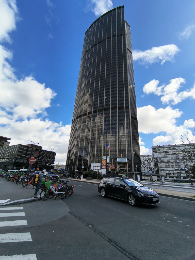 IMG_20260314_123619455_HDR-768x1024 Paris en un jour : itinéraire depuis Porte de Versailles (aussi avec des enfants)